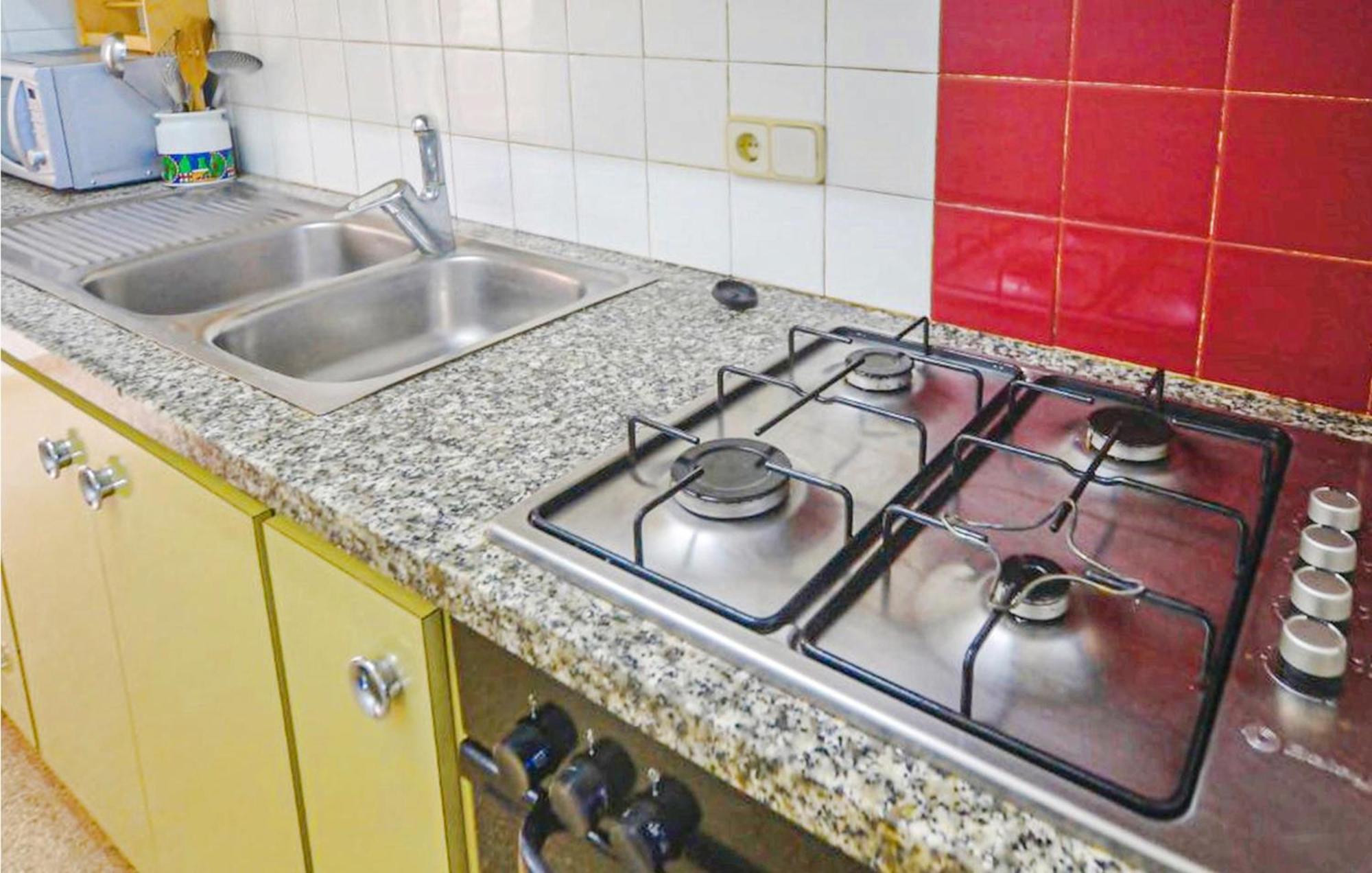 Awesome Apartment In Santa Susanna With Kitchen Eksteriør billede