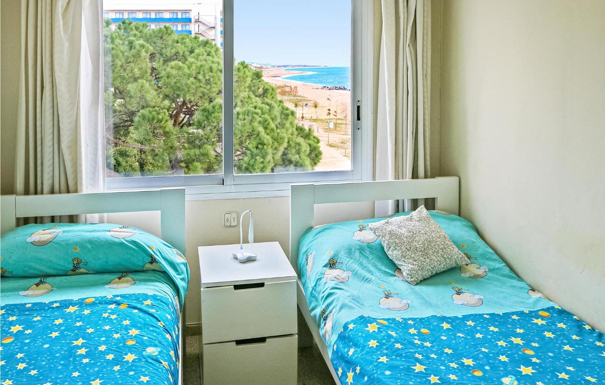 Awesome Apartment In Santa Susanna With Kitchen Eksteriør billede