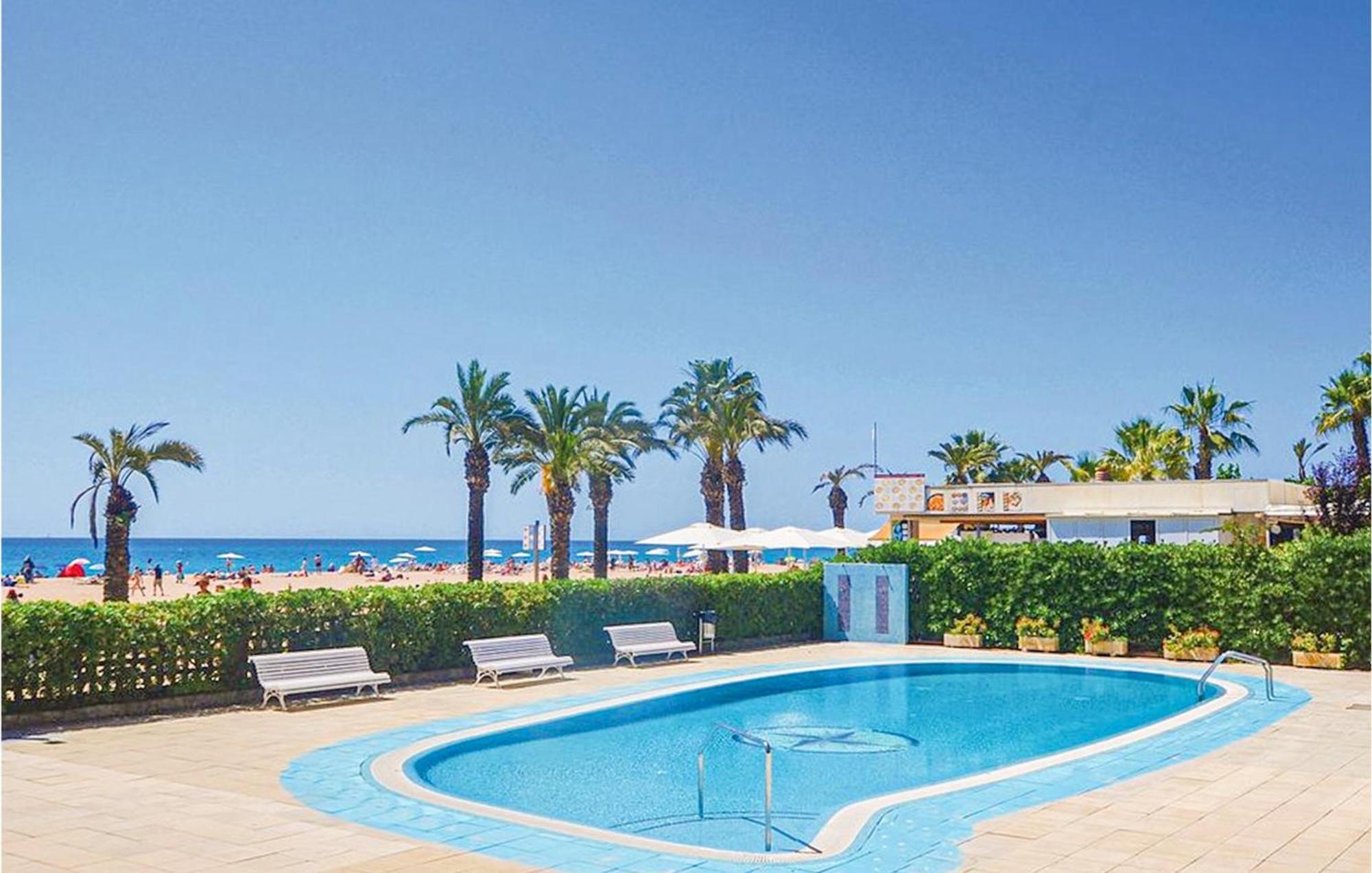 Awesome Apartment In Santa Susanna With Kitchen Eksteriør billede